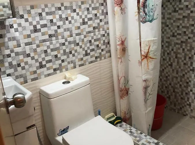 2 Separate Fully Furnished Units 1br On The 23rd Flr And 3br Penthouse On The 41st Flr, With Different Bookings And Daily Rates In Ermita, Near Slec,us Embassy, Mall And Parks Apartment Manila