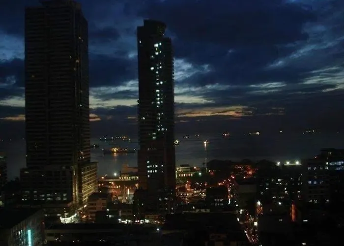 2 Separate Fully Furnished Units 1br On The 23rd Flr And 3br Penthouse On The 41st Flr, With Different Bookings And Daily Rates In Ermita, Near Slec,us Embassy, Mall And Parks Apartment Manila
