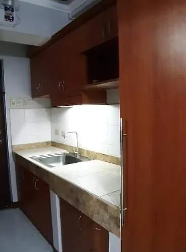 2 Separate Fully Furnished Units 1br On The 23rd Flr And 3br Penthouse On The 41st Flr, With Different Bookings And Daily Rates In Ermita, Near Slec,us Embassy, Mall And Parks * Manila