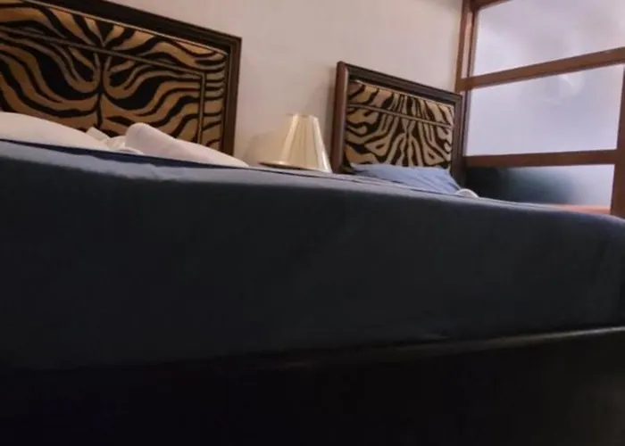 2 Separate Fully Furnished Units 1br On The 23rd Flr And 3br Penthouse On The 41st Flr, With Different Bookings And Daily Rates In Ermita, Near Slec,us Embassy, Mall And Parks *